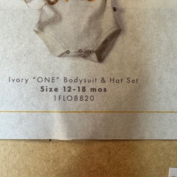Ivory "One" Baby Bodysuit & Hat Set By Hallmark Size 12-18 Months - Picture 5 of 7